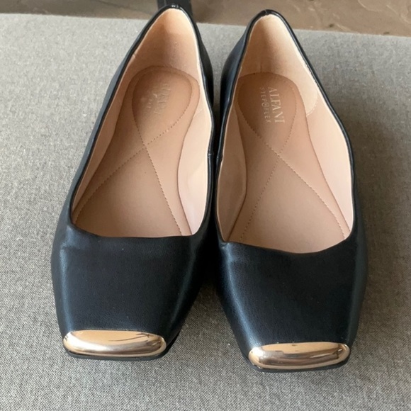 NWOB Alfani Womens Neptoon Faux Leather Square Toe Ballet Flats - Picture 3 of 5